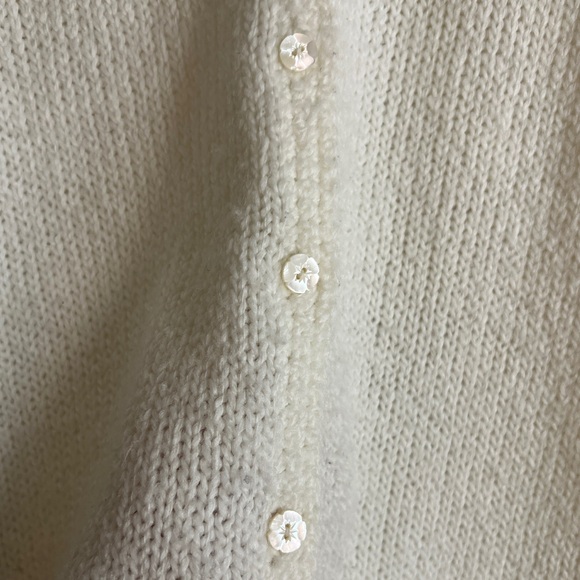Cream Knit Cardigan with Flower decal buttons - Picture 6 of 6